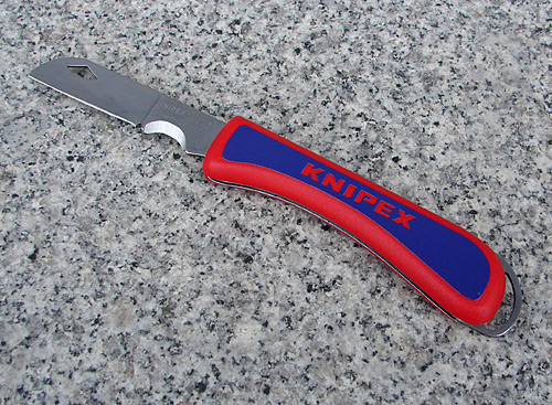 KNIPEX折り畳みケーブルナイフ