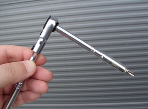 TONEマルチビットラチェットセット
