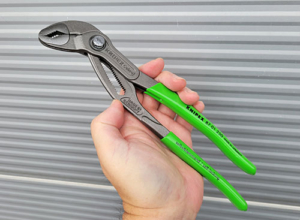 KNIPEXコブラ限定