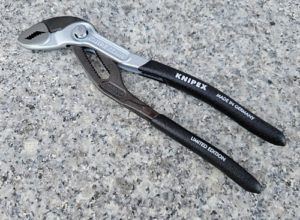 KNIPEX限定ギフトパッケージ