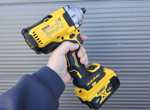 DeWALT1/2充電式インパクトレンチ800Nm仕様
