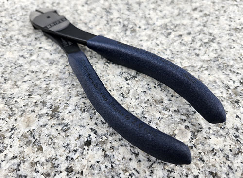 KNIPEX硬線ニッパースティールブルー