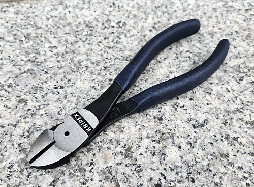 KNIPEX硬線ニッパースティールブルー