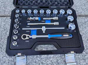 SIGNET伸縮ラチェット&ソケットセット