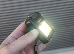 SK11充電式LEDミニライト