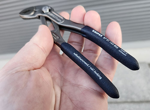 KNIPEX限定スティールブルー