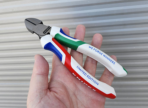 KNIPEX限定イタリアカラーニッパ