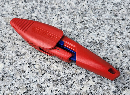 KNIPEXスリムニッパーホルスター付き
