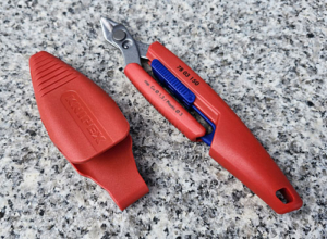 KNIPEXスリムニッパーホルスター付き
