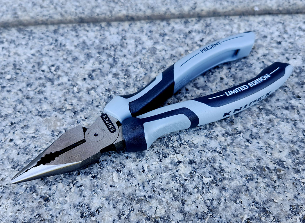 KNIPEXニードルノーズペンチ2026限定品